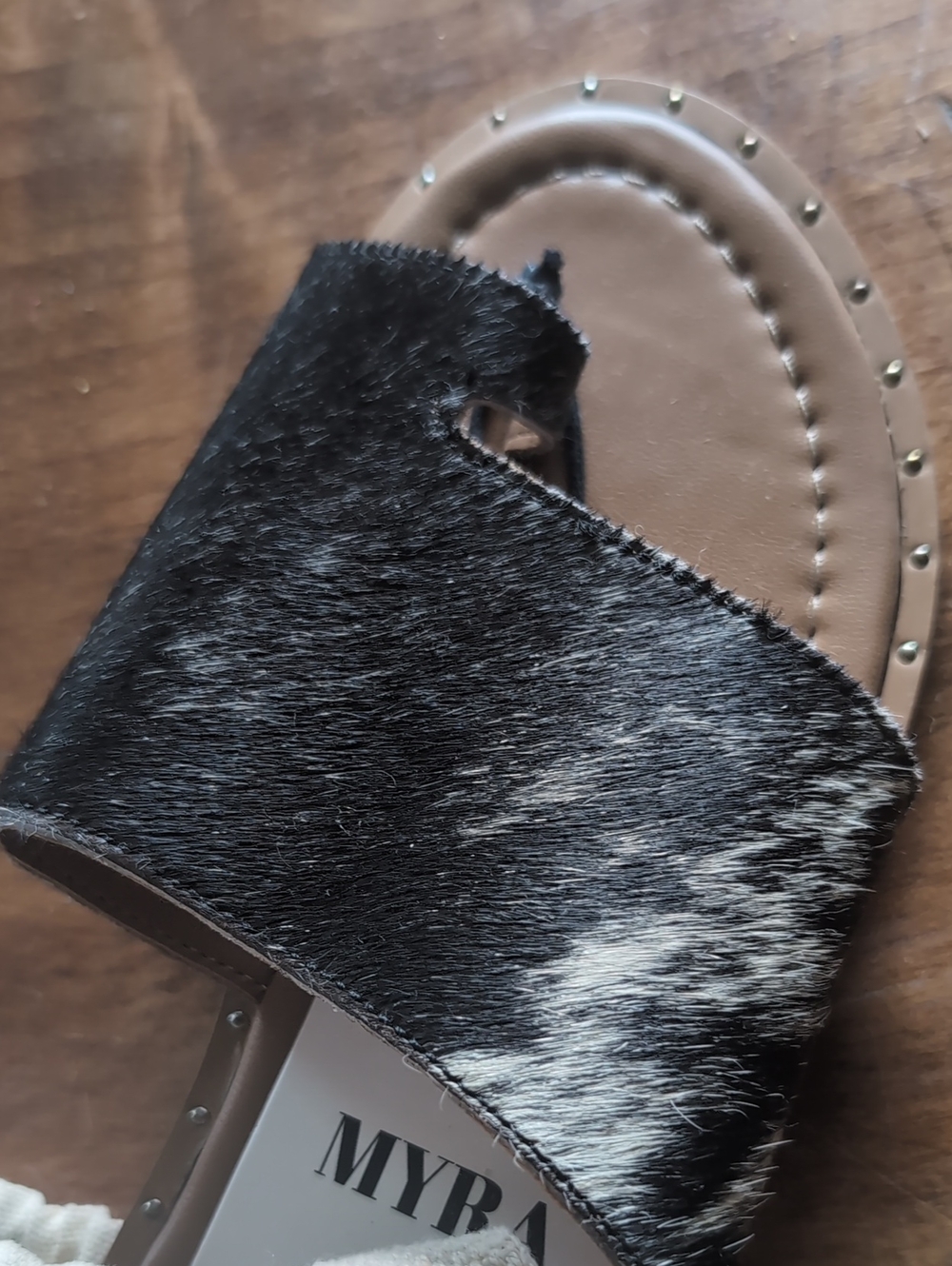 NWT Myra Cowhide Sandals Women's - Picture 4 of 4